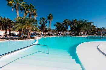 Piscina del Hotel Jardín Dorado Todo Incluido en Maspalomas en el sur de Gran Canaria